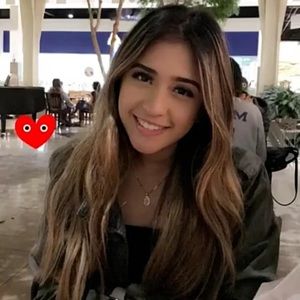 Meet your Posher, Perla